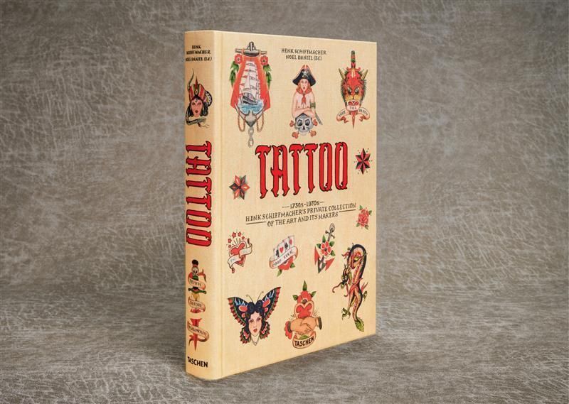 Книга TATTOO. 1730s-1970s. Henk Schiffmacher's Private Collection. Автор - H. Schiffmacher (Taschen) 00000019679 фото